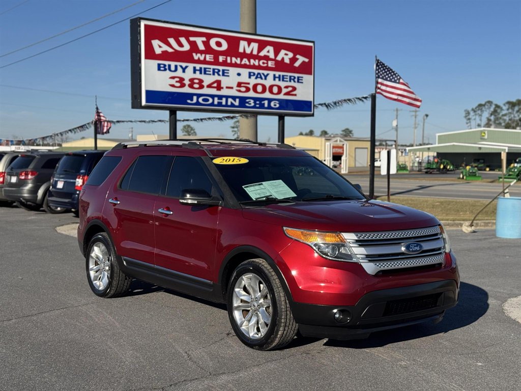 2015 Ford Explorer XLT's photo