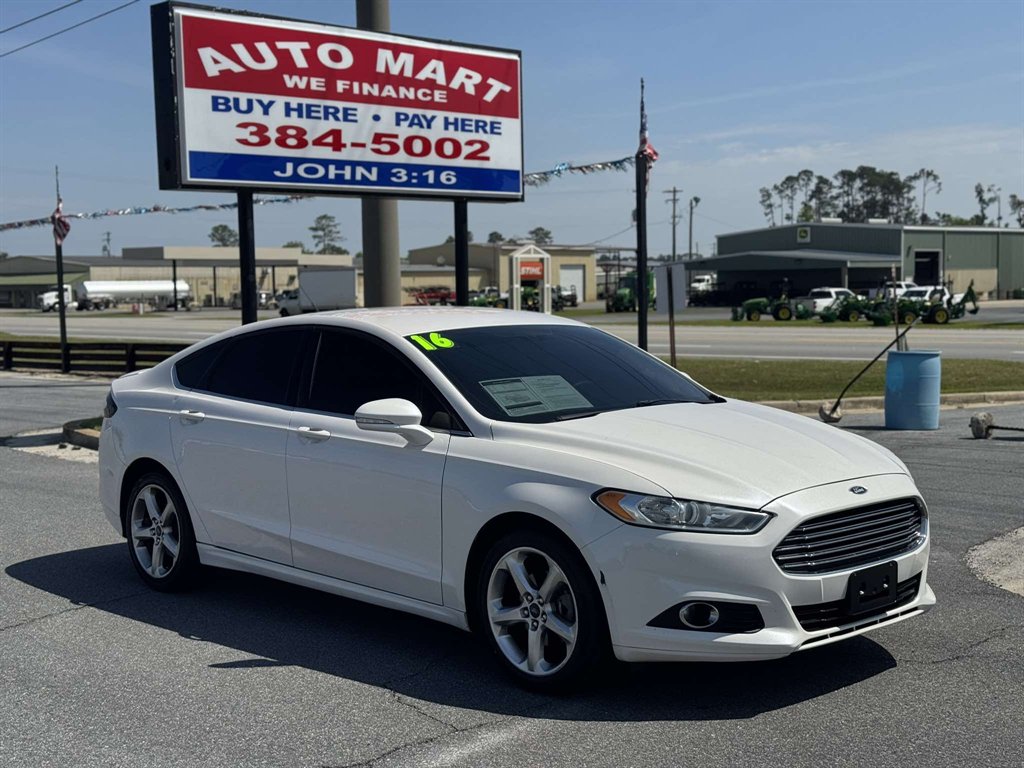 2016 Ford Fusion SE FWD's photo