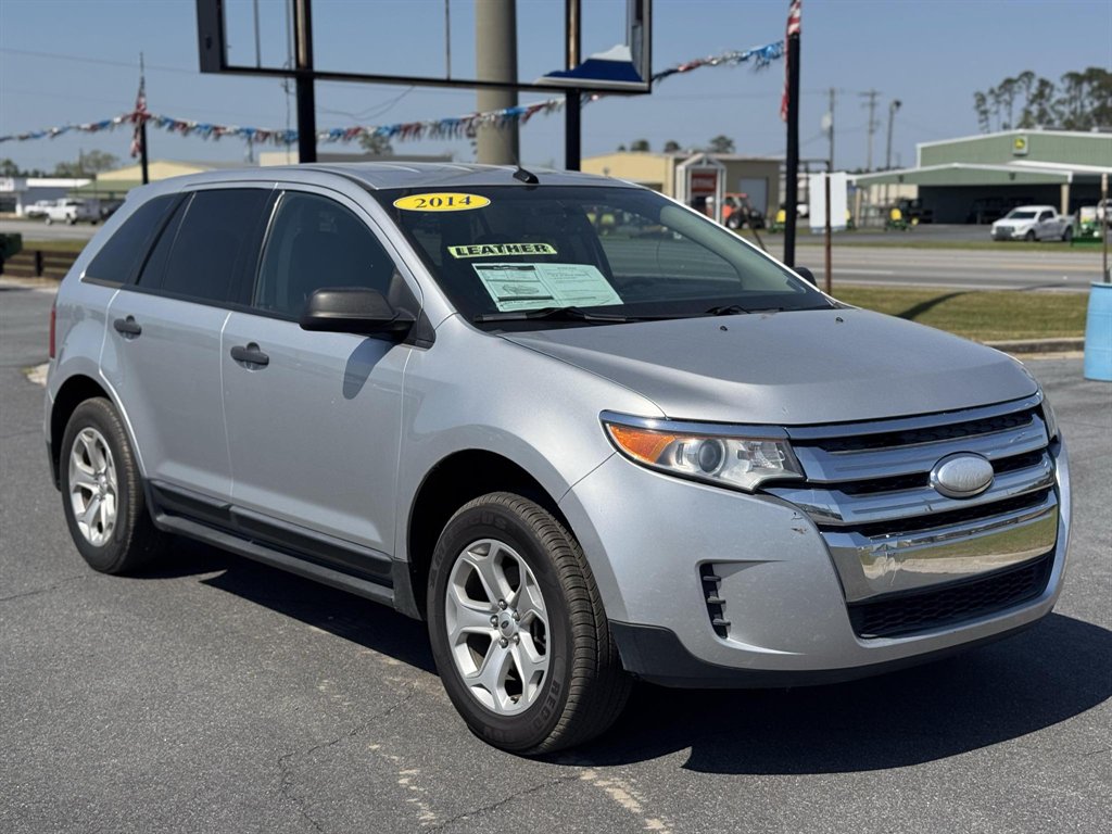 2014 Ford Edge SE's photo