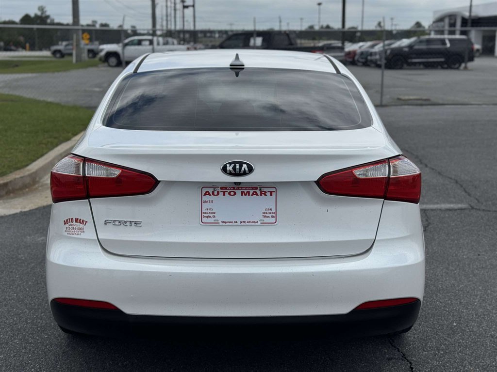 2015 Kia Forte LX AT's photo
